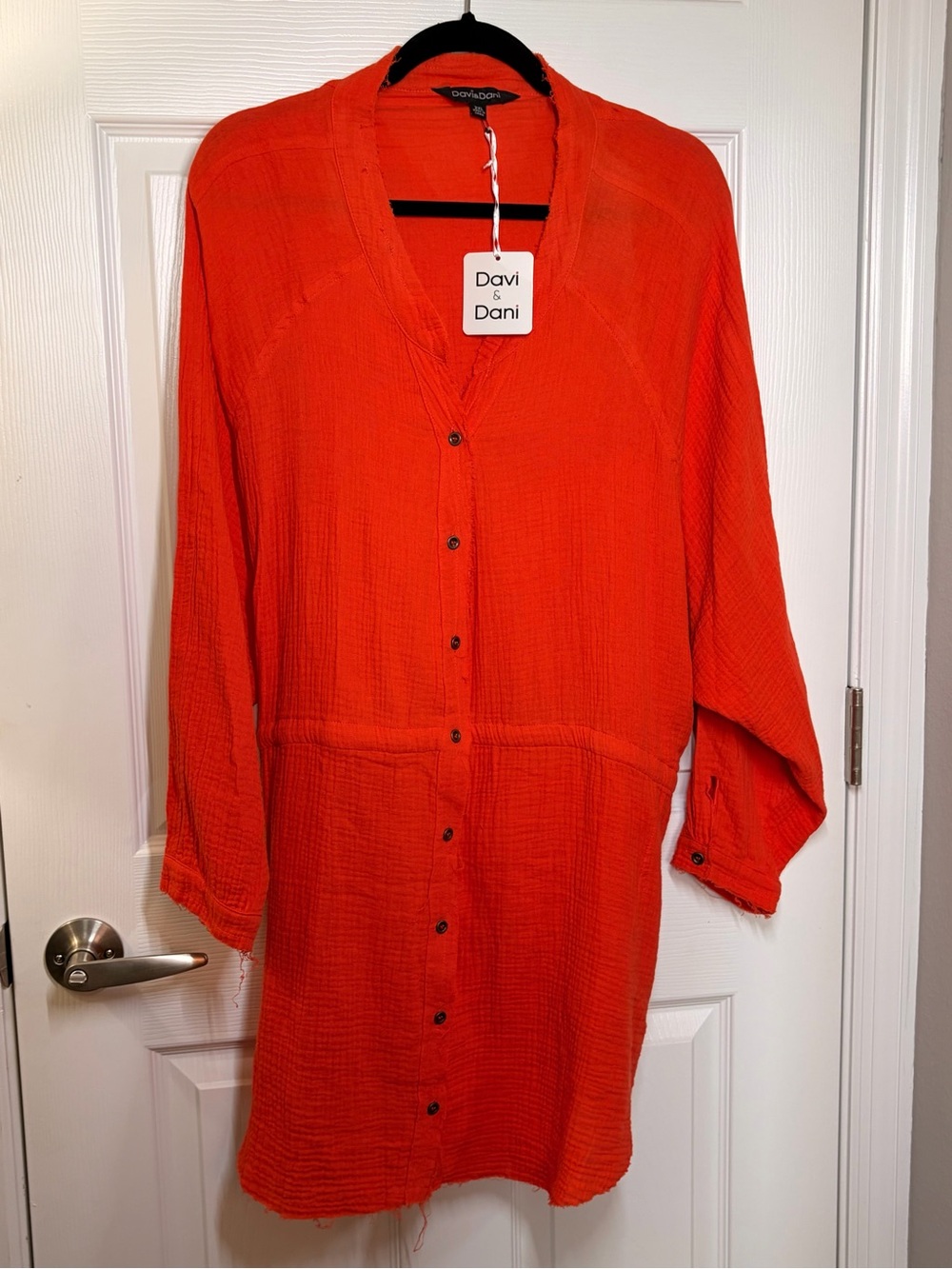 NWT! DAVI & DANI Men's Long Sleeve Button Down Shirt in Orange